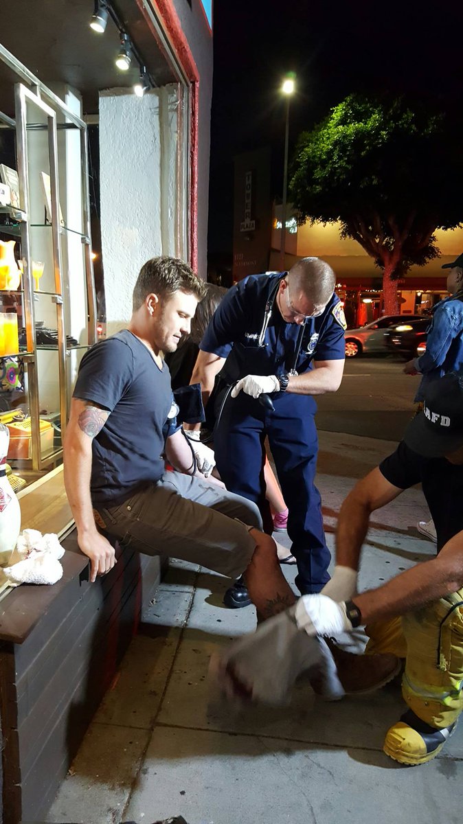 ChristyRomano's tweet photo. My husband, @brendanrooney saved a woman's life, disarming and taking down her attacker! https://t.co/bZlJ64Gxyv https://t.co/doCEGqe14K