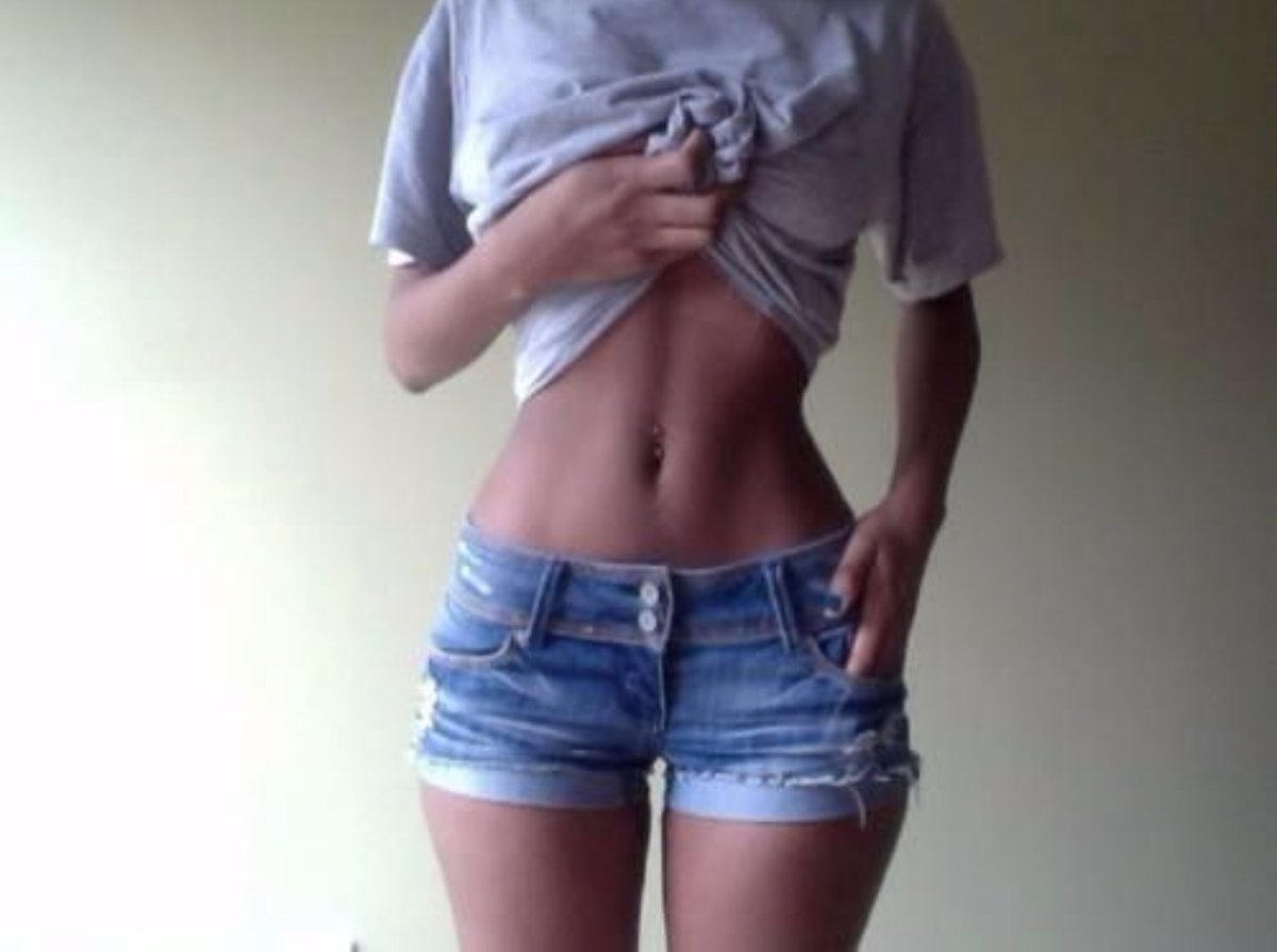 worthless_tiger's tweet image. belly shirts