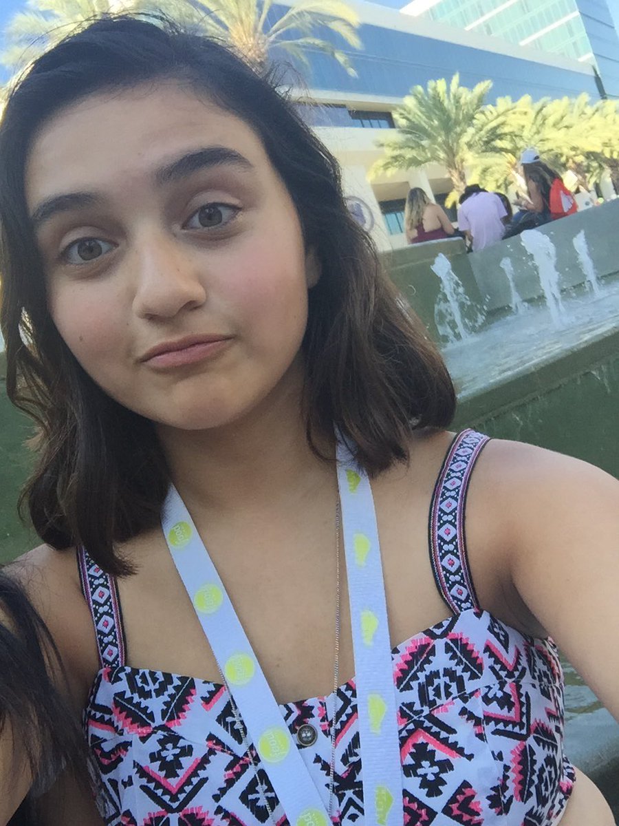 vaIidateme's tweet image. #sdkfollowparty hi I&apos;m cat and I just really love sdk so let&apos;s be friends (◕‿◕✿)