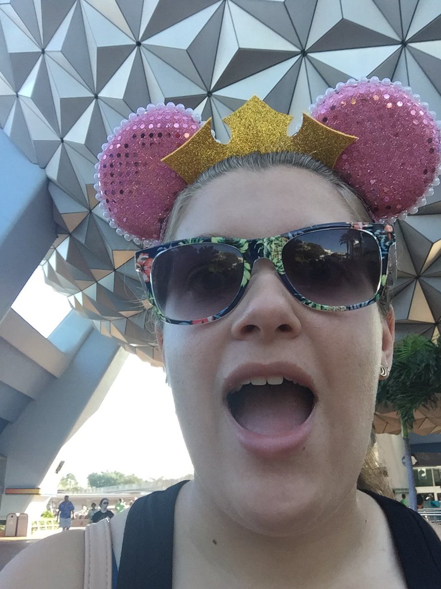 joshsusbo's tweet image. #sdkfollowparty I&apos;m Cat (short for Catarina) &amp;amp; I love Disney, Josh Sobo, ice cream, &amp;amp; Chinese food