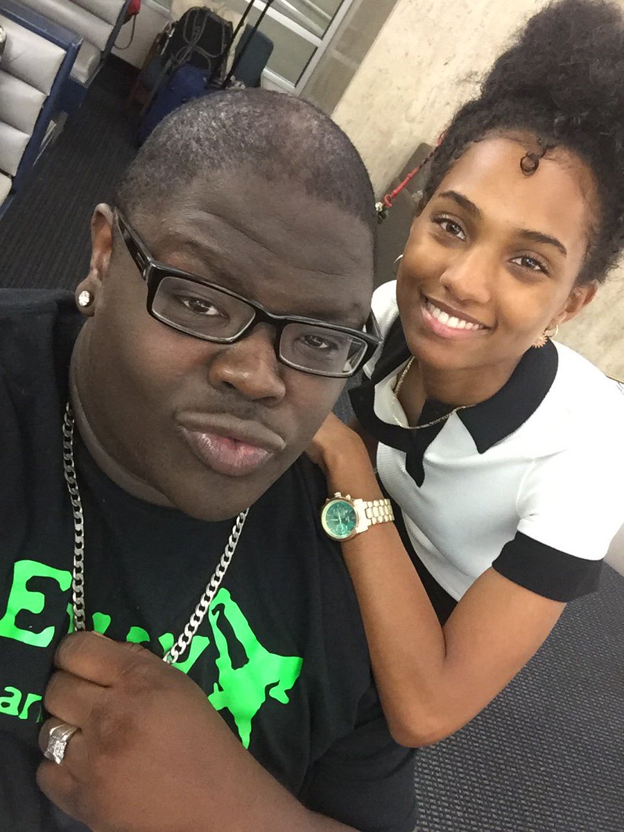 Sir_Harlem's tweet photo. Emotional when my sister left 😞 #BNV2016 #FutureCorps https://t.co/xFwRriY615