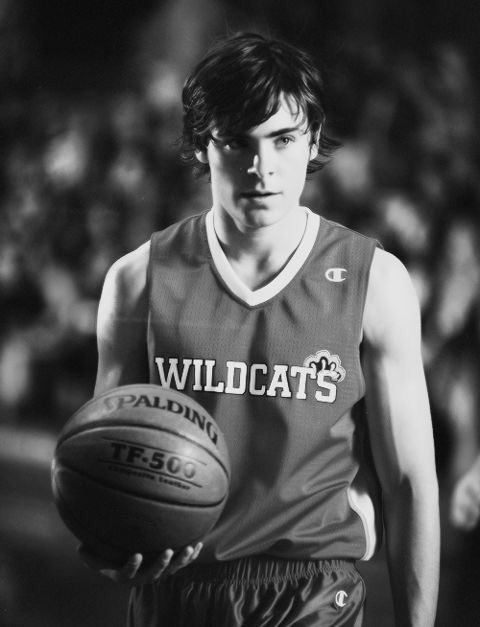 VillagomezAnna's tweet photo. El más guapo de todos ❤️ #TroyBolton #LinkLarkin #CharlieStCloud #Cole #TeddySanders #LoganThibault #ZackEfron https://t.co/4iLqEWt0k9
