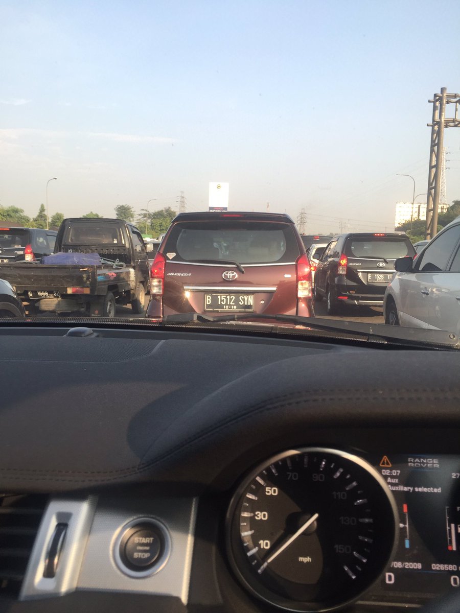 morning jakartaa..macet banget hari iniu