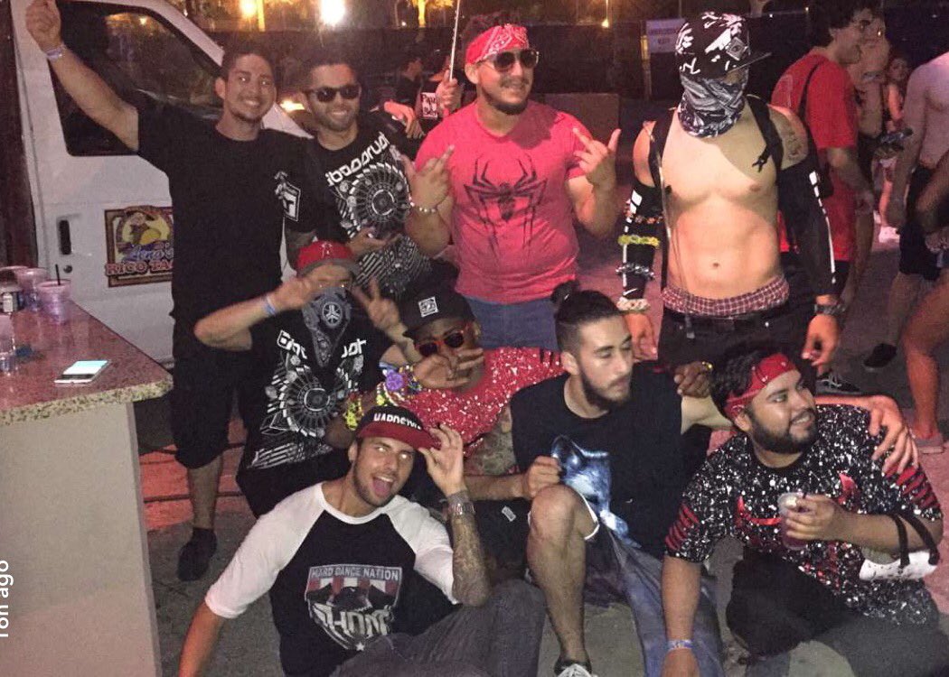 alexsander_gc's tweet photo. #projectZ was a success! #bassrush #basecon #edm #friends https://t.co/vYuOMtFnVS