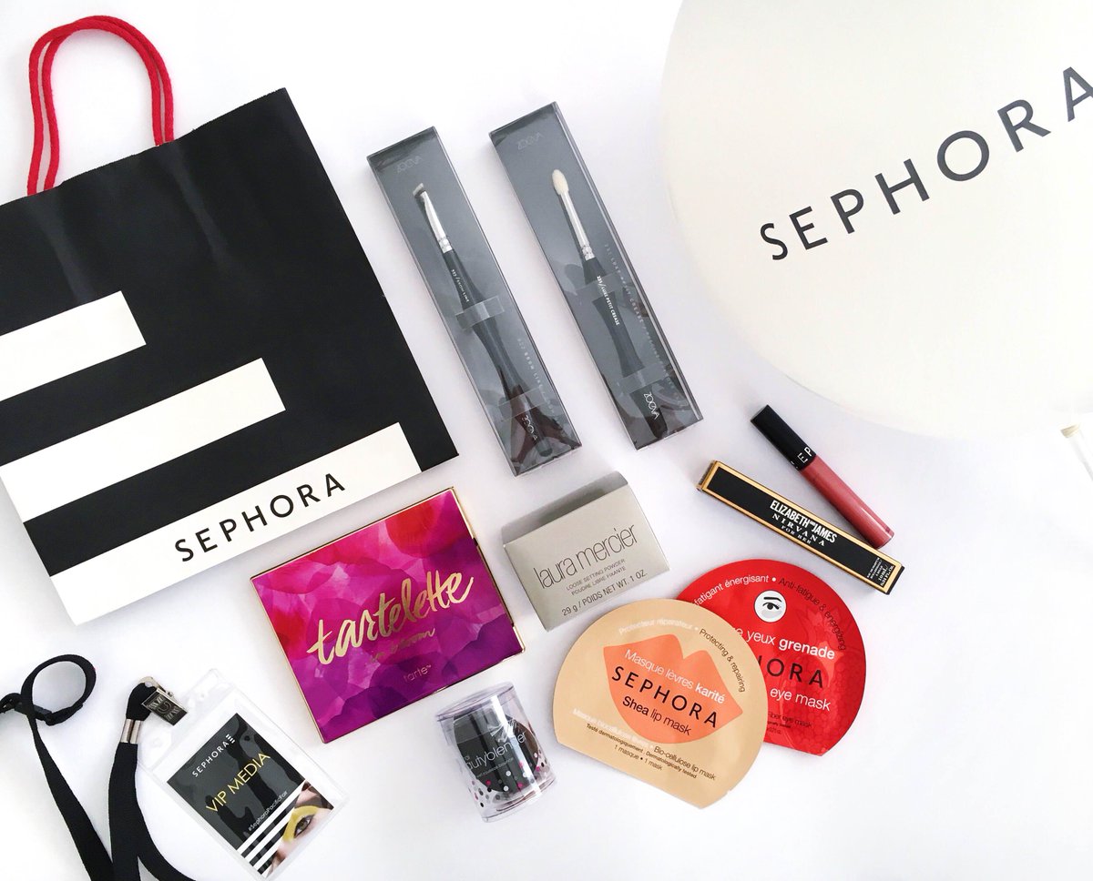 francesveeden's tweet photo. Everything you need to know about @sephoraaus opening its doors at @pacificfairGC #sephora https://t.co/XyvodH23Yg https://t.co/lUy25e1pRL