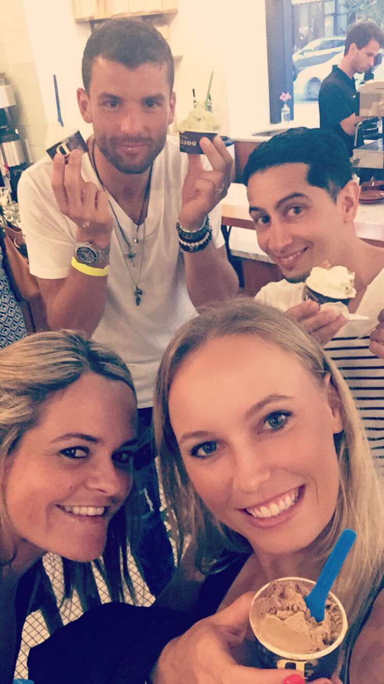 CnnfbkyUIAAvlMj.jpg:large