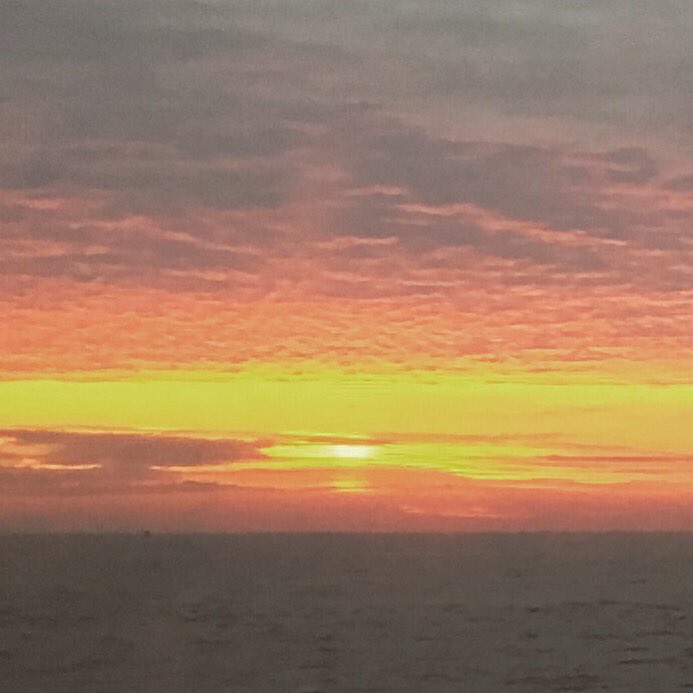 TrikerLeo's tweet photo. good morning beautiful sky fine day @WNLVandaag  @Vlieland @Terschelling @pietsweer https://t.co/h5fMB9ndY6