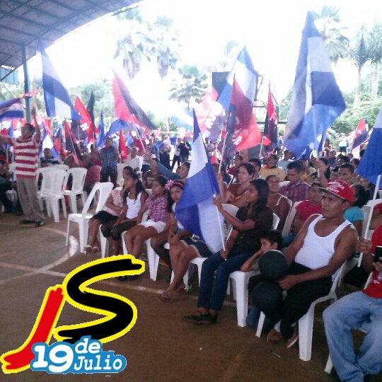 silva_harvy's tweet photo. #NuevaGuinea calentando para #otro19 #VamosConDaniel #SiempreMasAlla respaldando q #VamosAdelante con JsTrabajoYPaz https://t.co/XKnf1qKYBB