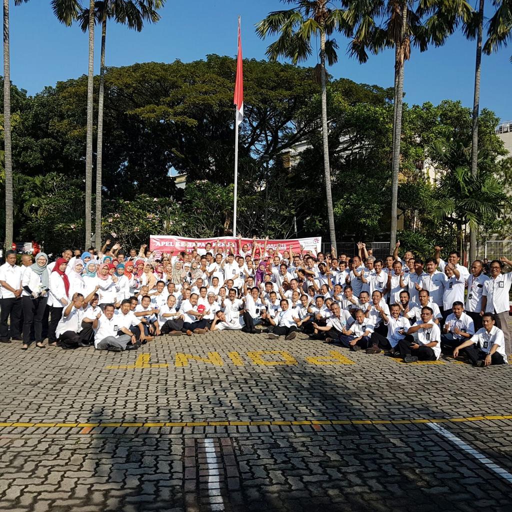 EkaReady's tweet photo. HalBil Telkom Tangerang "From Fitrah to Hero" #livingthetelkomwaytangerang @masbhei @dearhendra  @IndihomeTang https://t.co/JCLTy2ftTd