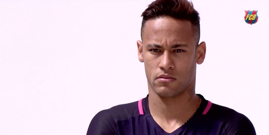 🎥There may have some new faces this season, but there is other big news—the team's new kits: ow.ly/7eY2302kipg