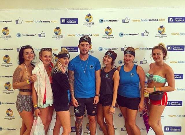 FeelMagaluf's tweet photo. Check out our reps ready and happy for the pirate reloaded show last Friday! @HarryGregory7 #pirates #reloaded 🌴⚔👌🏻 https://t.co/bJiveGycTX