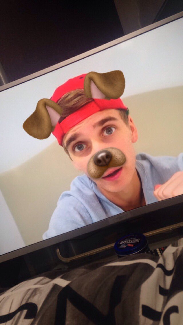 VlogsJords's tweet photo. I got bored aha @Joe_Sugg https://t.co/iNoJ29JiMn