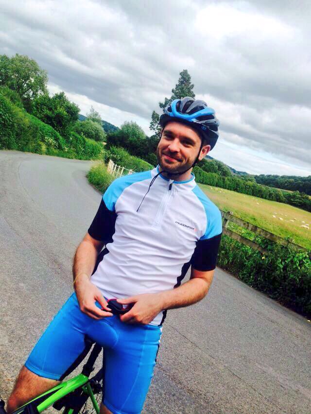 hazzo86's tweet photo. Enjoyed my weekend away cycling. Thank you to @amyfenton https://t.co/m5pVrDjmNy