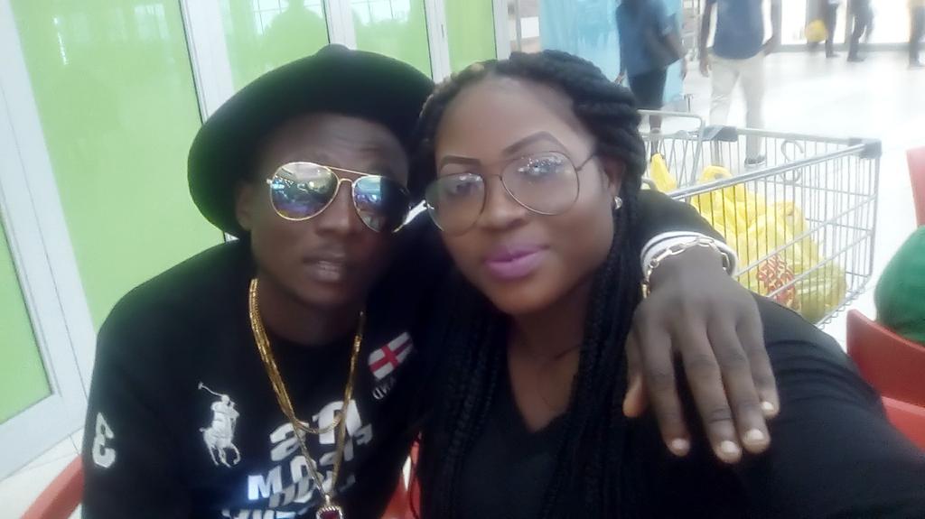 goodnessnatash1's tweet photo. Chilling with this Nigerian artist@Figo M #dopeU@owerri shoprite https://t.co/PEwrvf3Uhj