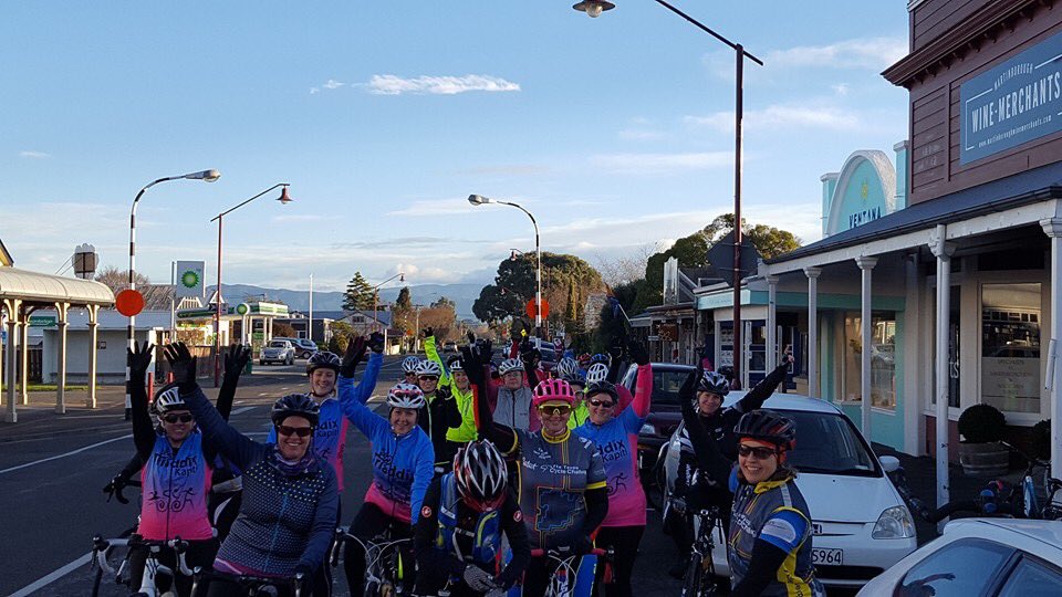GeorgiaWiseman's tweet photo. @rapha we were some of the 1st ladies in the world to complete the #womens100 upside of living in New Zealand! 💖 https://t.co/3fvtPl9O3D