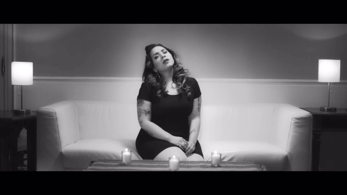 CarlaMorrisonmx's tweet photo. Ya casi sale el vídeo.... Qué emoción! #AzucarMorenaEsTuPielChiquito https://t.co/PfCvriYk9E