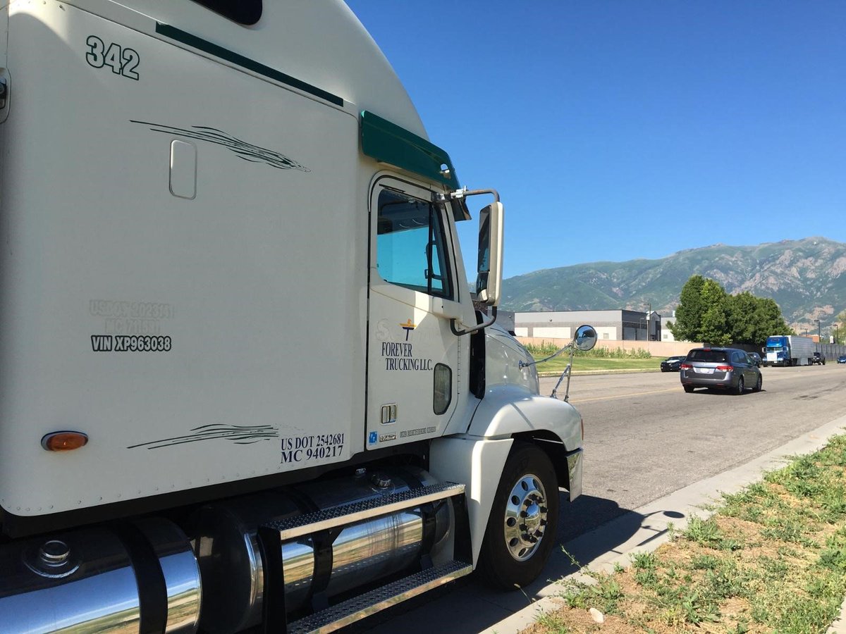 Forever Trucking LV (CareersLv) Twitter