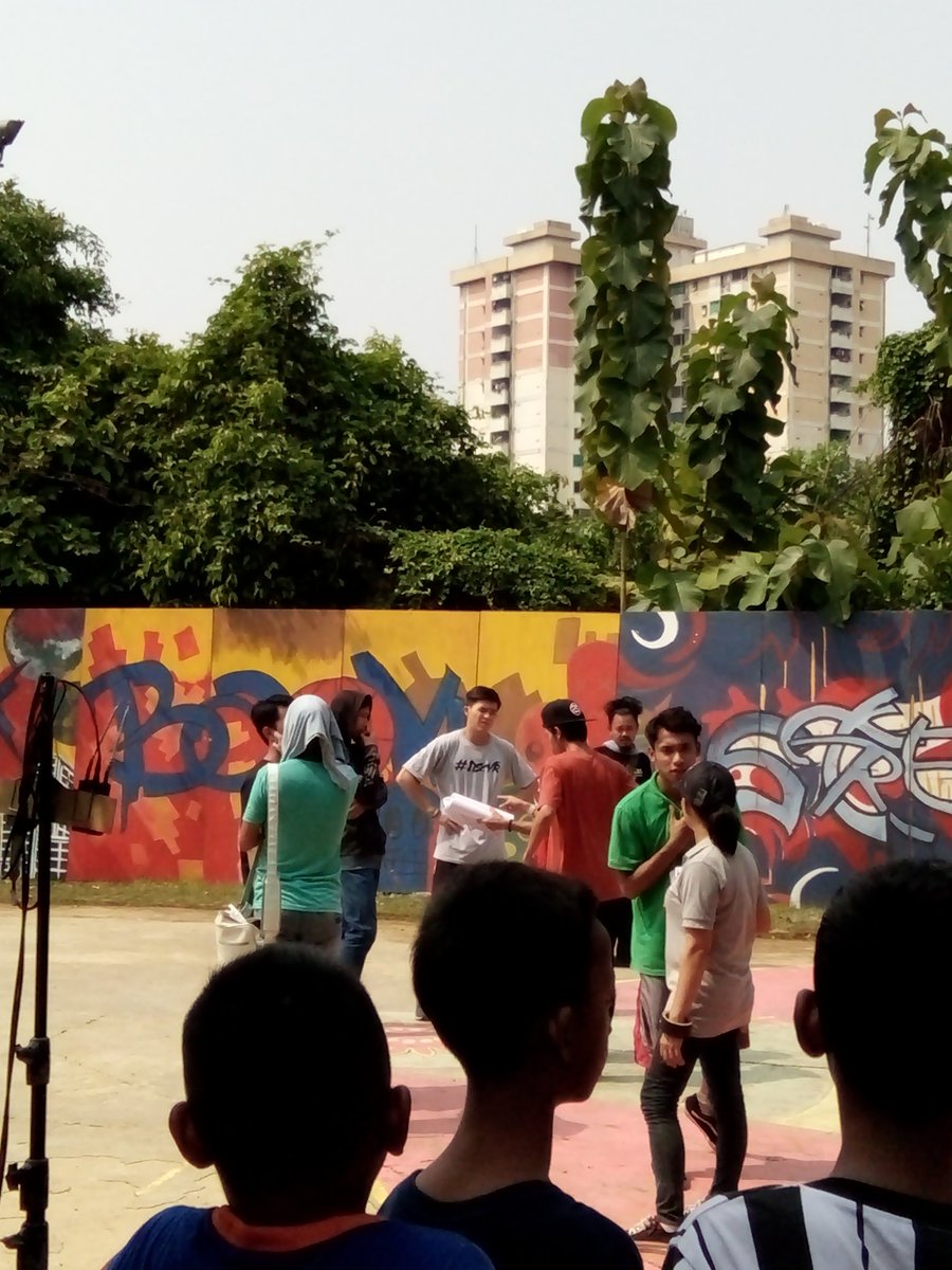 KevLersIndo's tweet photo. At location @RAJA_MNCTV @official_mde semangat shootnyaaaaaa broh @KVinLeonardo 😊💪 https://t.co/4hLtx6g5oq