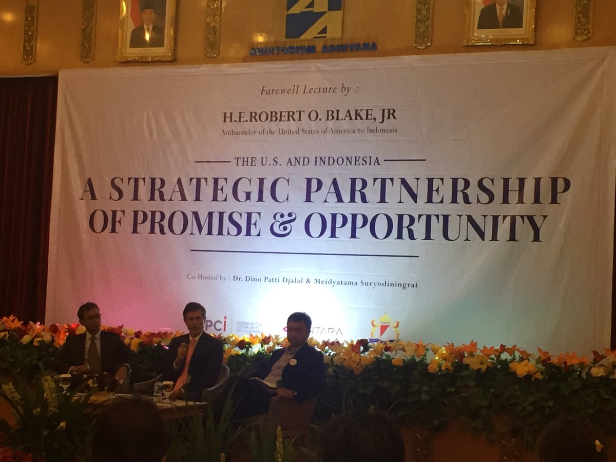 Q&amp;A session during Farewell Lecture by the Ambassador of USA to Indonesia, H. E. Robert O. Blake, JR