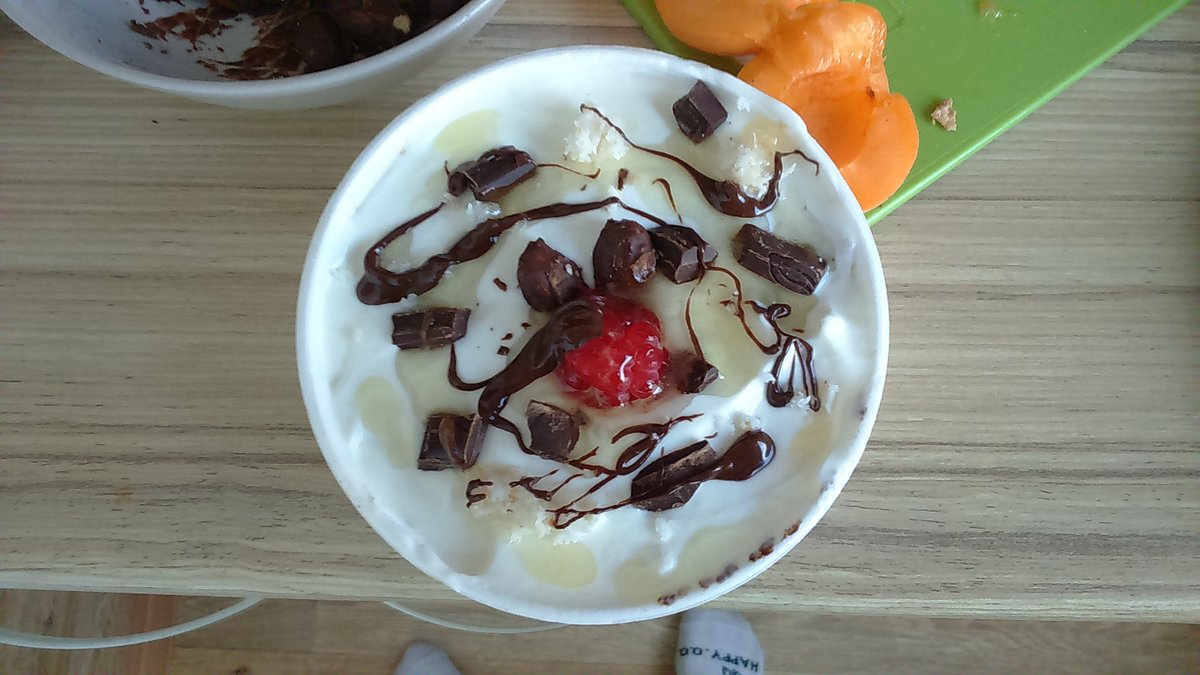 MeinLifeMagazin's tweet photo. #IceCreamDay - #homemade #IceCream #TastyPoem https://t.co/jXh8lFKf7e