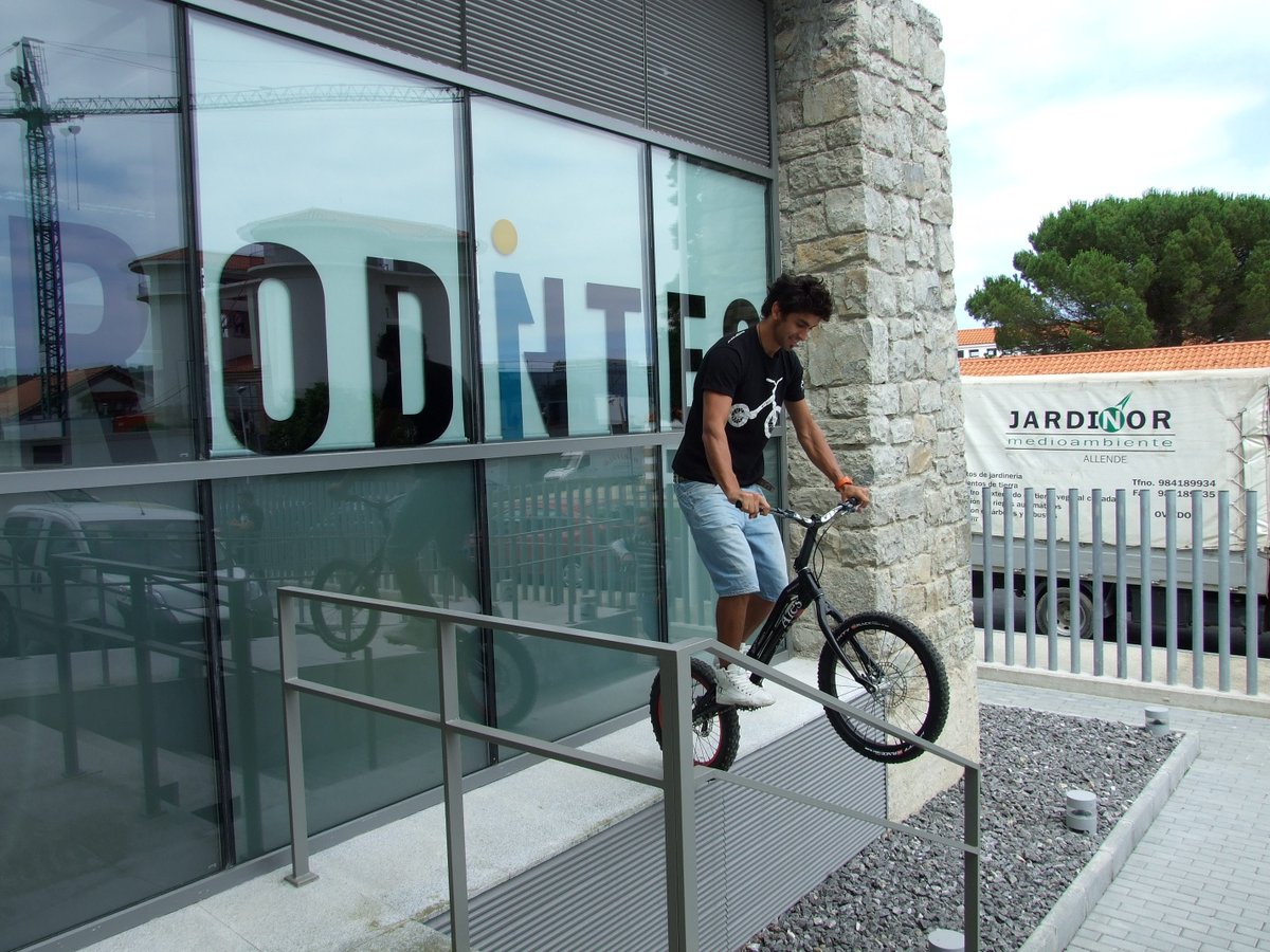 ¡¡Nuestra enhorabuena al flamante campeón de España de trial en la categoría de master 30, Javier Alonso!!