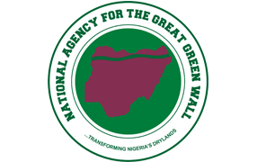 estherclimate's tweet photo. Meet the DG, National Agency for the Great Green Wall, Mr, Goni Ahmed #COFO23 #ForestNg https://t.co/qVB6793BwX https://t.co/6SG8NiGsrM