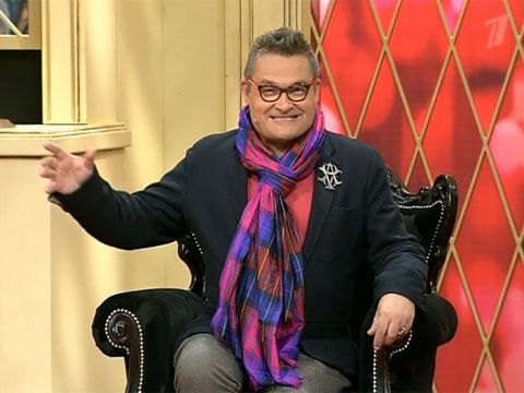 Я считаю, что ведущего "Модного приговора" нужно самого научить одеваться по-мужски