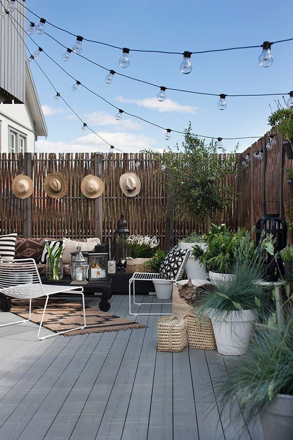 VisiteDeco's tweet photo. On dirait qu'il y a de quoi passer une belle soirée sur cette terrasse... ☀
#deco #sun #green #outdoor https://t.co/QjLhKEVfQZ