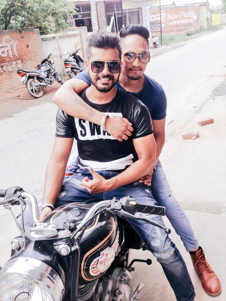 freakin_zaildar's tweet image. 