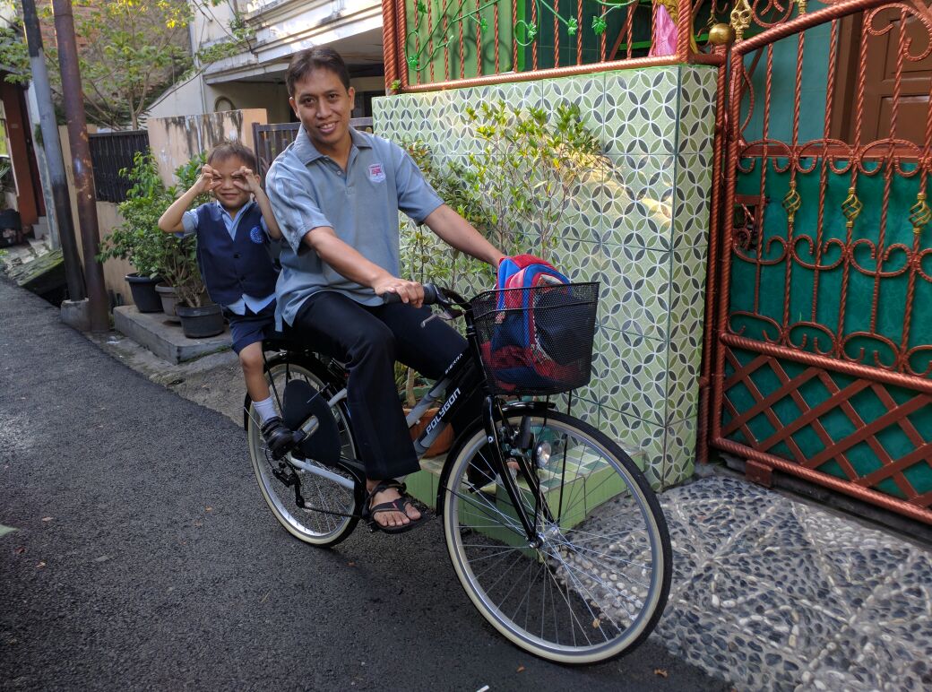 #HariPertamaSekolah Semangat belajar ya ^_^