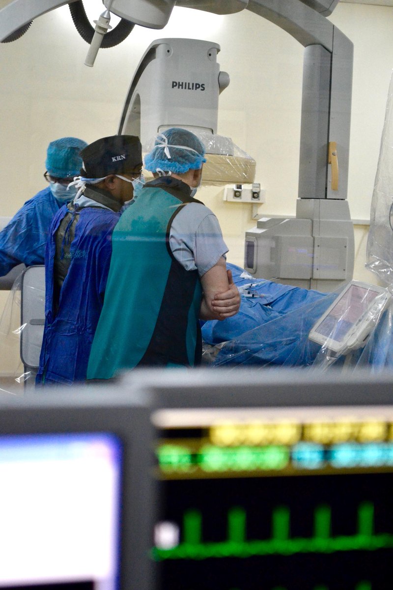 MERCY Cardiac Team from #NMCSD work side by side with Vietnamese doctors to repair a congenital heart defect #PP16.