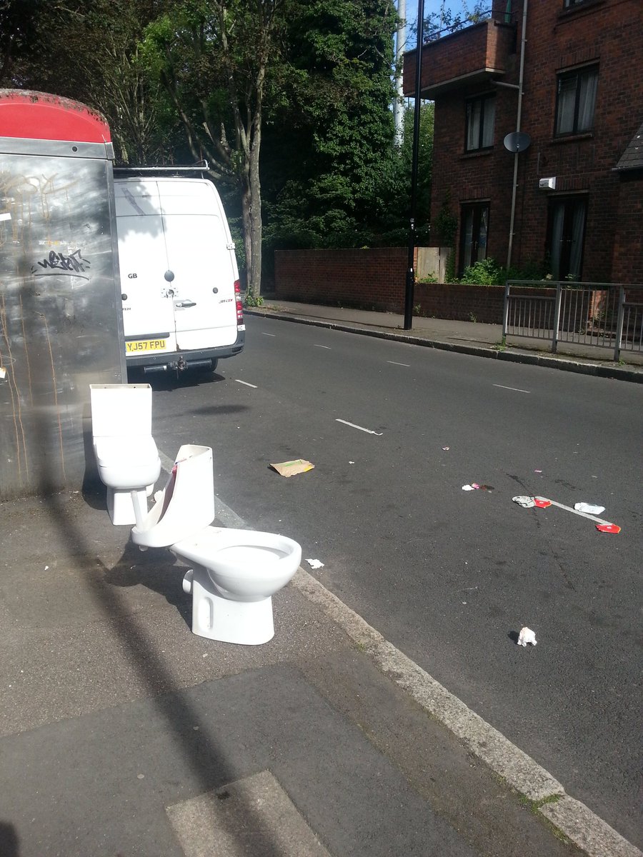 Mila Griebel (@milagriebel) on Twitter photo <a href="/camdentalking/">Camden talking</a> <a href="/WHampstead/">West Hampstead</a> Netherwood st looks like its had a festival by the amount of rubbish & these beauties ! <a href="/camdentalking/">Camden talking</a> <a href="/WHampstead/">West Hampstead</a> Netherwood st looks like its had a festival by the amount of rubbish & these beauties !