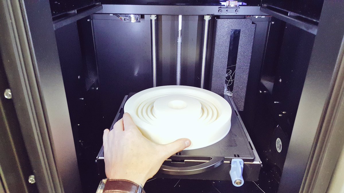 Un nouveau proto à la #fortus pour faire un #moulage ! #artisan #prototypage