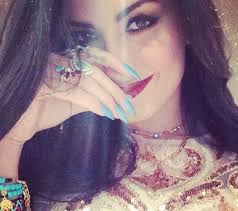 اذا اردت انت تحيا سعيدآ 
اربط حياتك بأهداف وليس بأشخاص