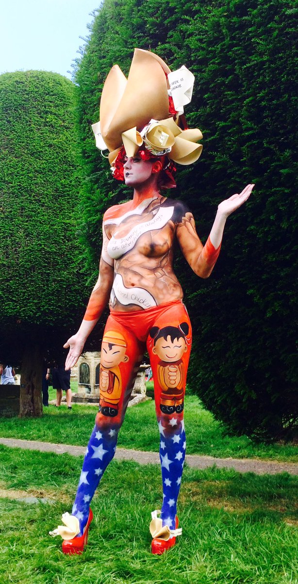 More incredible body art from the amazing #ACPFest2016 yesterday here in #Painswick <a href="/ACPainswick/">ACP</a> <a href="/LovePainswick/">Love Painswick</a>