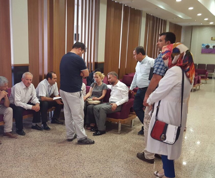 Lokman_Erturk's tweet photo. Vatan uğruna canını hiçe sayan kahraman kardeşlerimizin ailelerinin yanındayız. #Zaferİnananlarındır https://t.co/xmqtWh4hEA