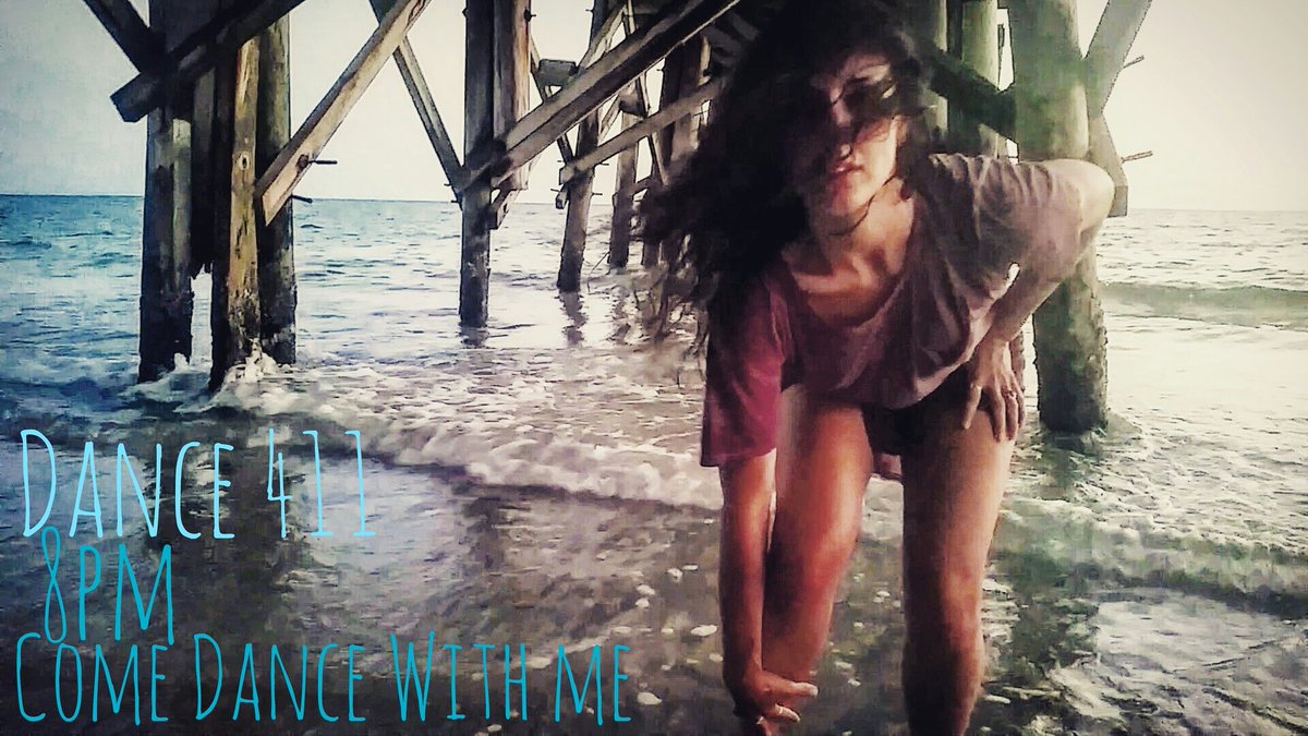 mallorydances_'s tweet photo. Dance with me tonight please! ❤ https://t.co/KfhiuFGLIG