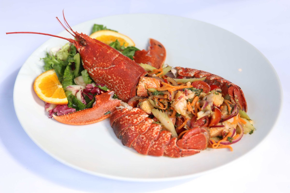 AssmadreMayfair's tweet photo. After a lovely day under the sun enjoy this succulent dish paired with a glass of white wine.. or maybe a bottle? https://t.co/cfkD5pP1hH