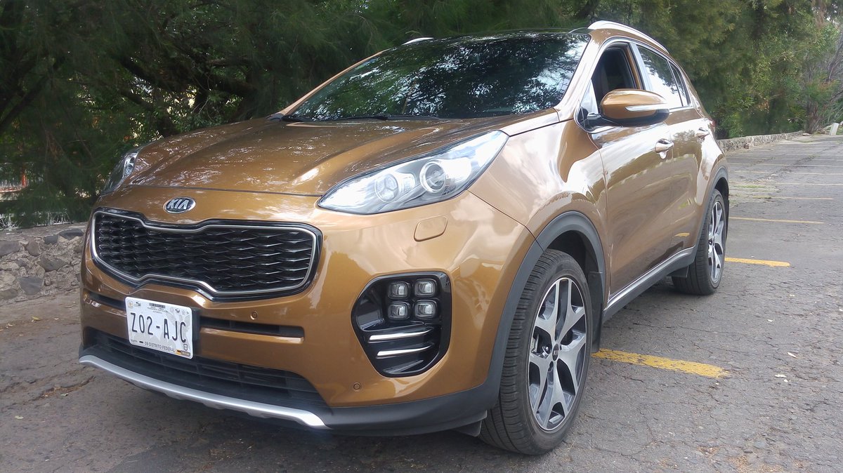 uriel_calderon's tweet photo. Hoy me levante con ganas de tener una Sportage de Kia #kiaMotorsMexico #allaccessrt a trabajar duro para adquirirla https://t.co/ysC3AVdgpo