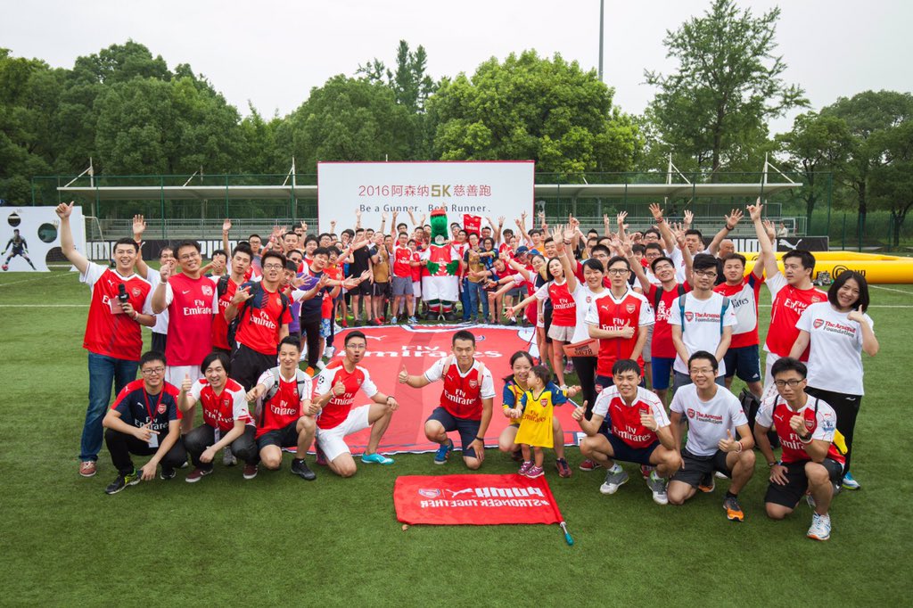 AFC_Foundation's tweet photo. Thousands of 🏃 across 87 countries & tons of great 📷. A round-up of the #Arsenal5k - https://t.co/IT6tVcSSB7 https://t.co/HL8ycAuemP