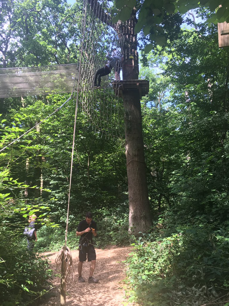 TottenhamUTC's tweet image. Y10 enjoy the scorching weather today at adventure park @GoApeTribe #Trentpark #TUTCBeAmazed