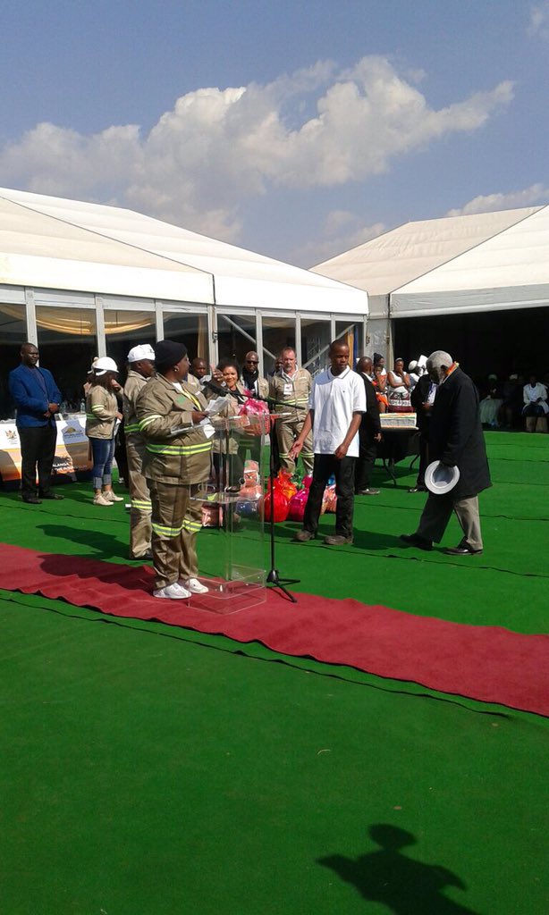 SiemensAfrica's tweet photo. A model of the retirement village unveiled by Premier Mabuza and @RNkuhlu. A proud public private partnership https://t.co/1qIv1ihEce
