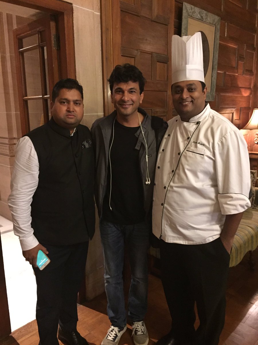 Nice to have met you in the grand royal palace Umaid Bhawan Palace @ChefVikasKhanna @TheVikasKhanna !