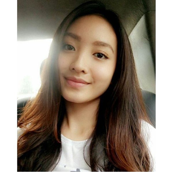 Si cantik reva #AJRCTIMenuju500Eps <a href="/15natashawilona/">Natasha Wilona</a>
