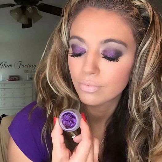 Hollygray80's tweet photo. Love Majestic!!!!! Stunning eye look! Definitely one to wear if your wanting to make an impact! 💜 #younique #splurge https://t.co/FJPRoGiHTg