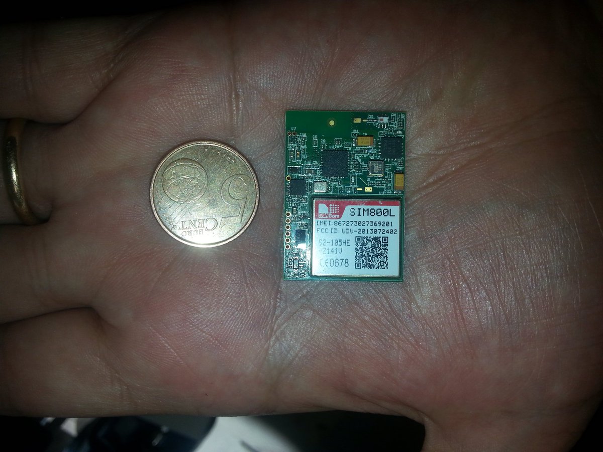 VidaAppCOM's tweet image. First prototypes of #multiplesensor and #mpendant arrived today to Madrid city.