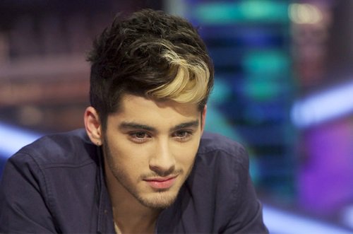 Zayn Malik 'ilk'lerini anlattı: İlk albüm, ilk kazandığı para ve daha fazlası :) goo.gl/L691QU