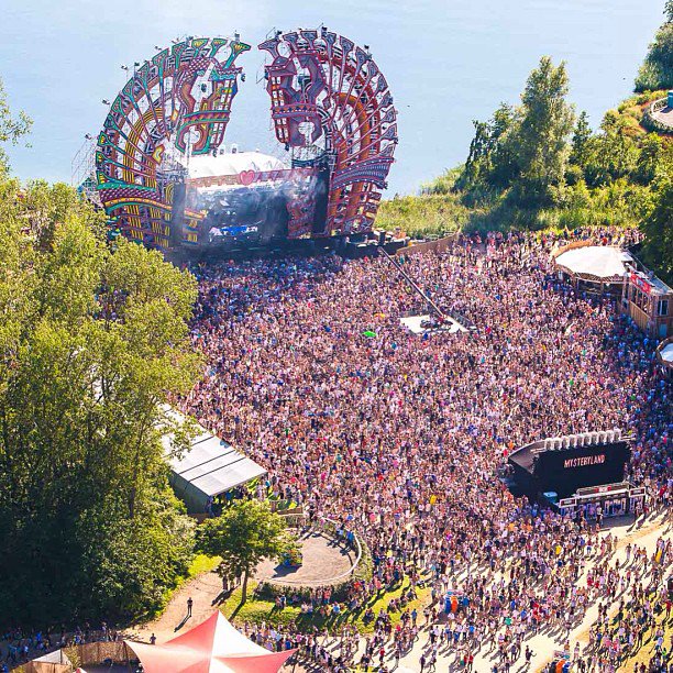 PictureEurope's tweet photo. Mysteryland, Amsterdam 27-28th August
The longest running electronic music festival in the world!
#PictureEurope https://t.co/LkgD6YwU7B