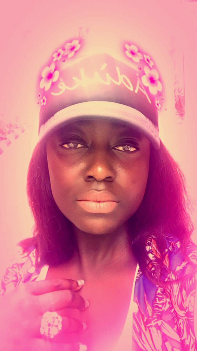 Tolameora's tweet photo. Good afternoon gentlemen, savages, queens and boppers ๐ #BestFilters ๐ซ https://t.co/90bp3Jd4qz