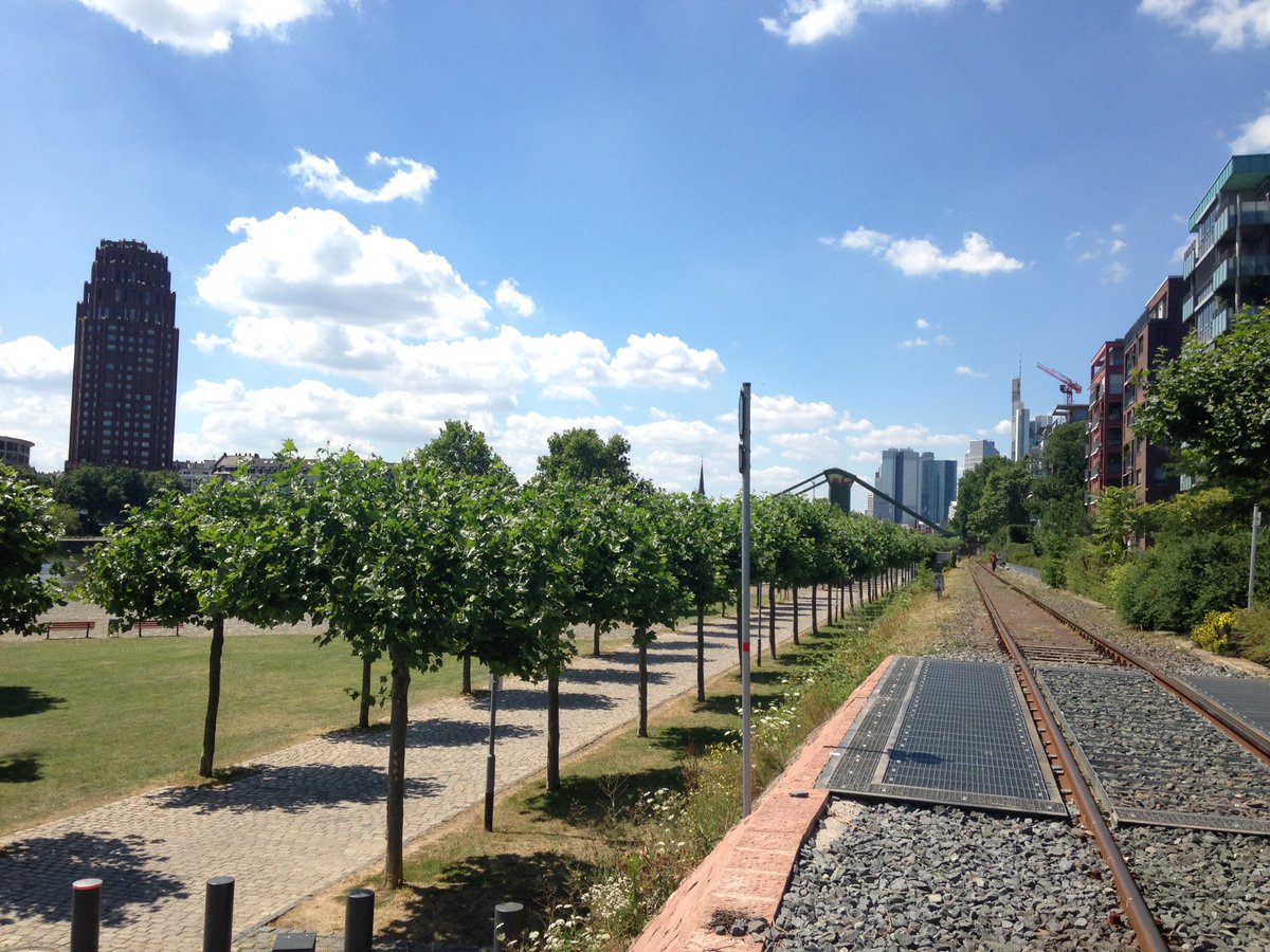 operacivil's tweet photo. #Aufbau der #Sommerwerft #ULUP #Frankfurt #Festival #Theater in d öffentlichen #Räume @antenneFRA @FRIZZFrankfurt https://t.co/tdC8FYN7t1